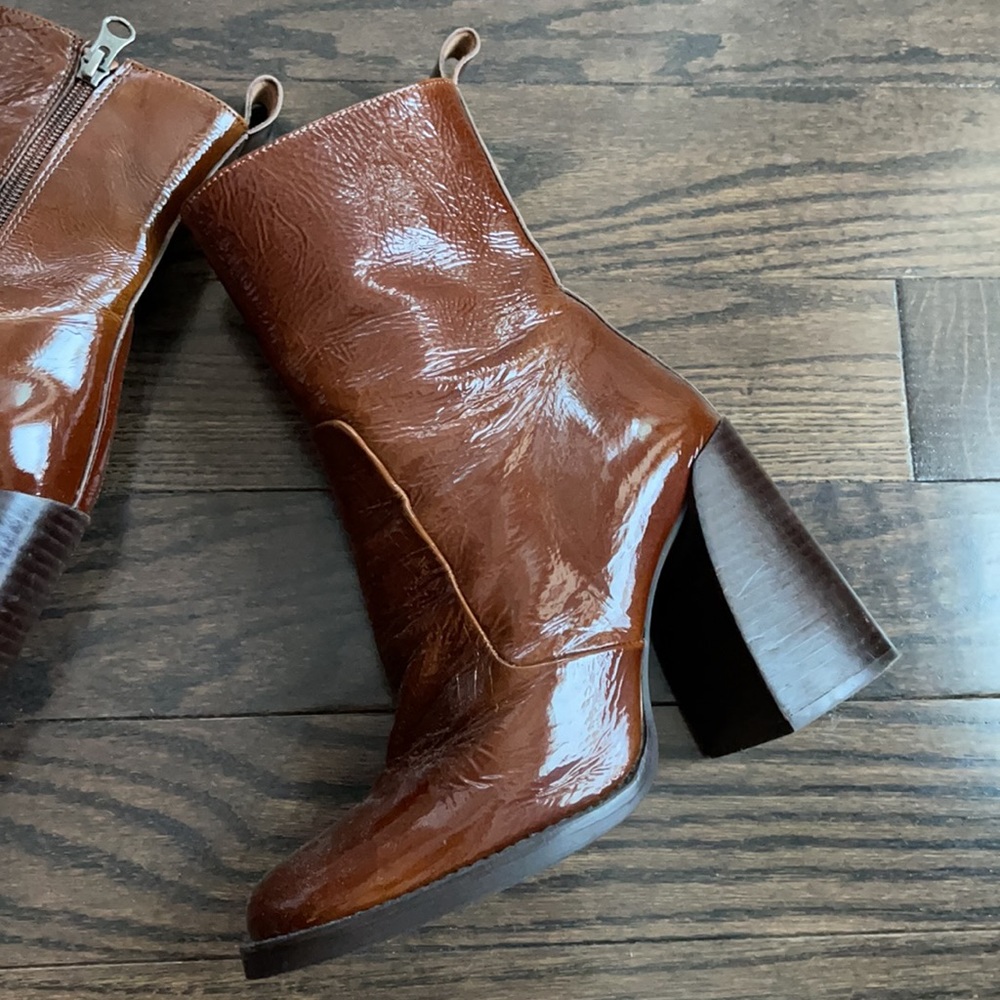 L’intervalle Chestnut Leather Boots!